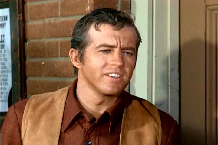 Clu Gulager